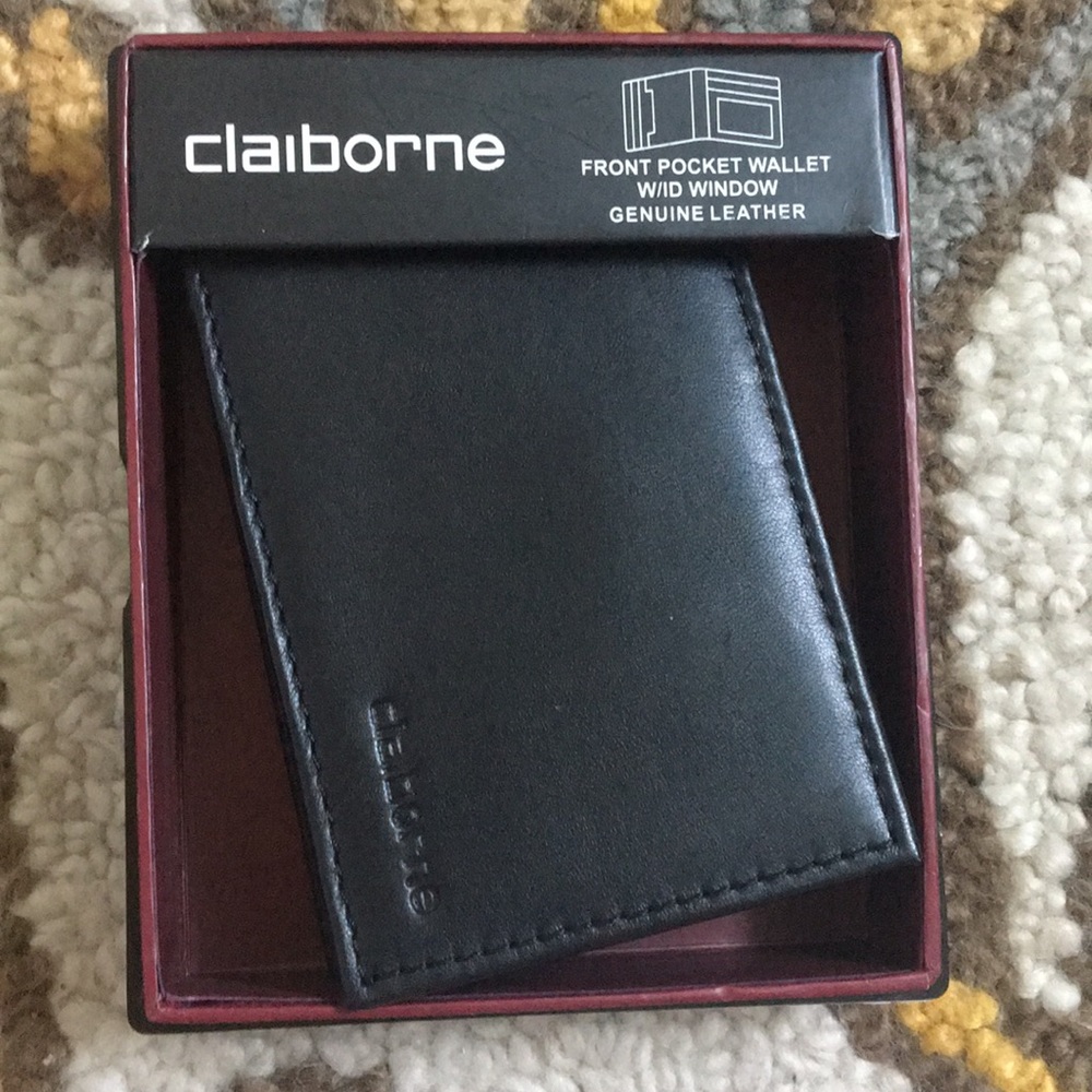 NWT Liz Claiborne Leather Wallet